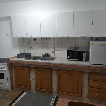 Dorsi Apartment