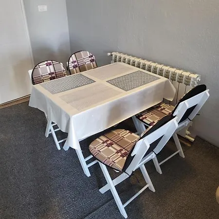 Dorsi Apartment *